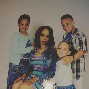 Meet your Posher, Lelia